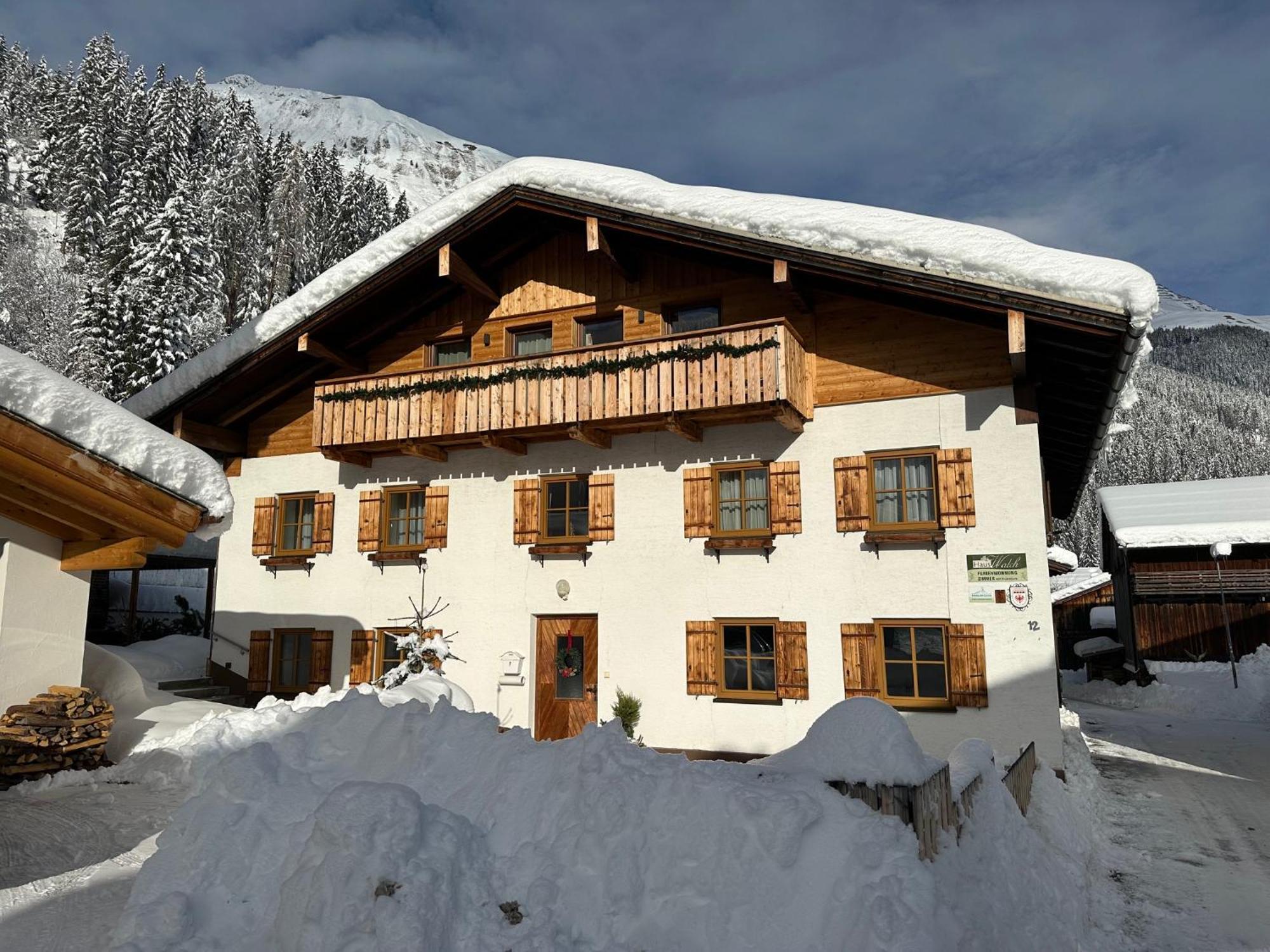 엘비게날프 Haus Walch B&B 외부 사진